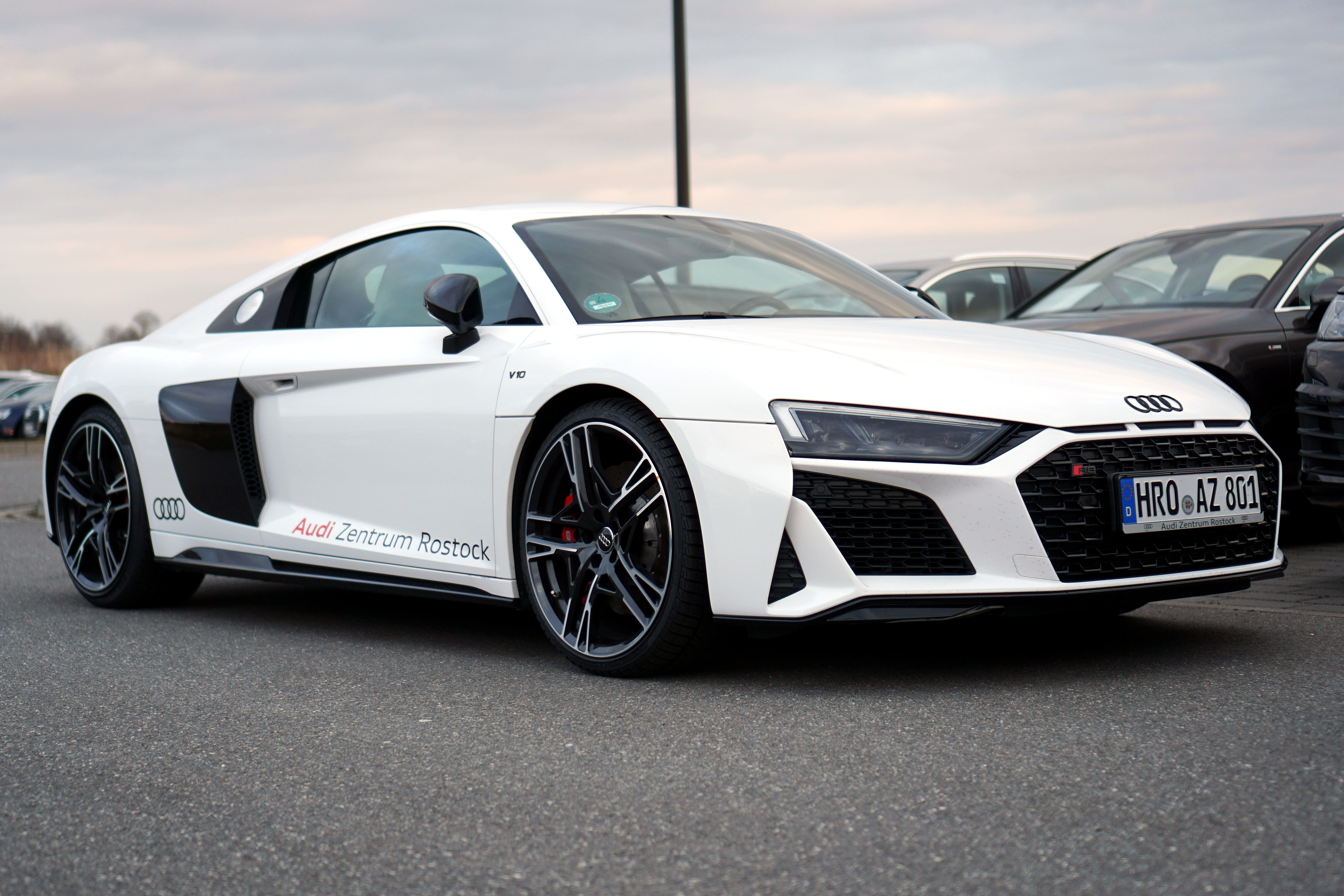 R8