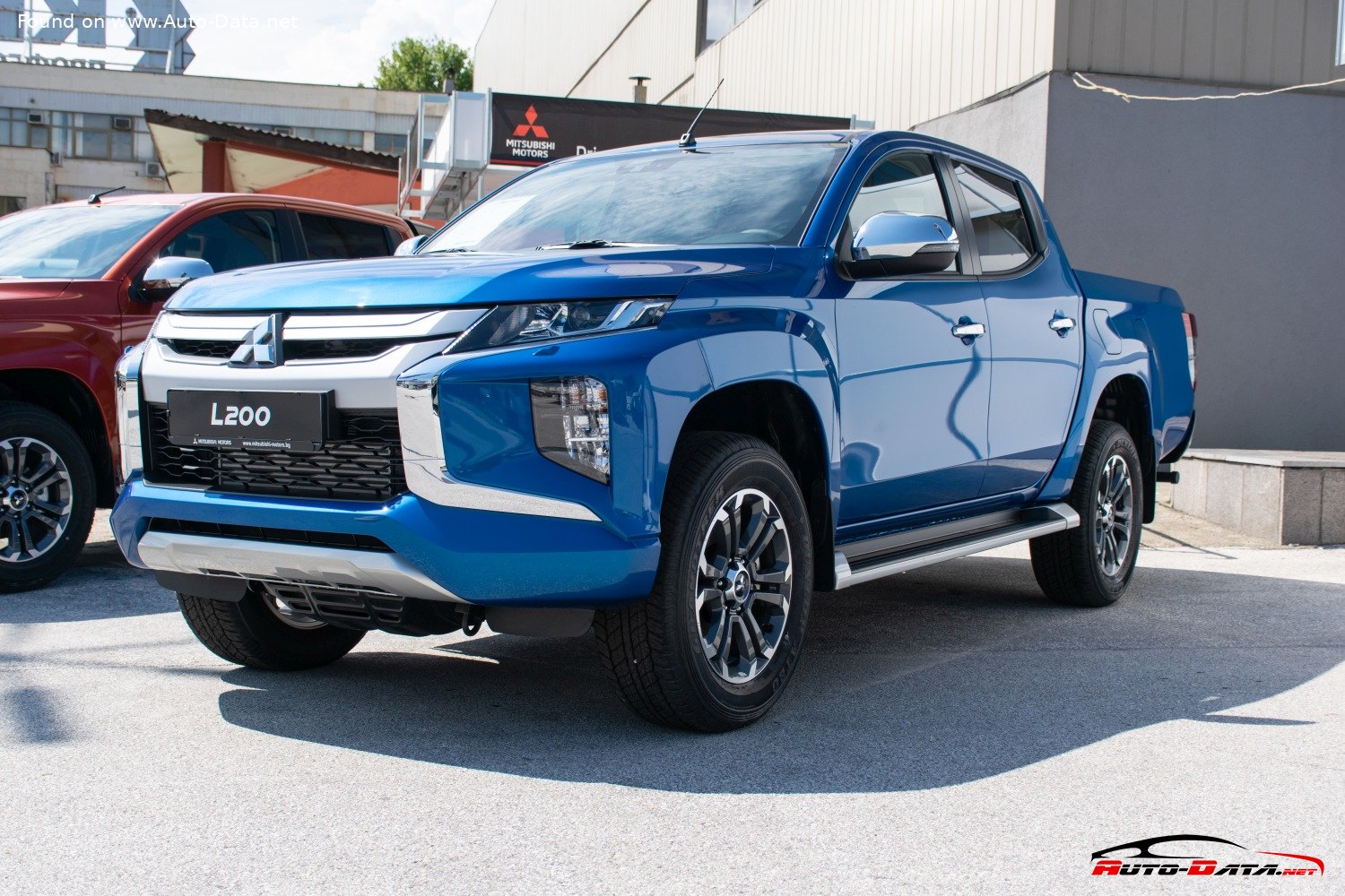 L200